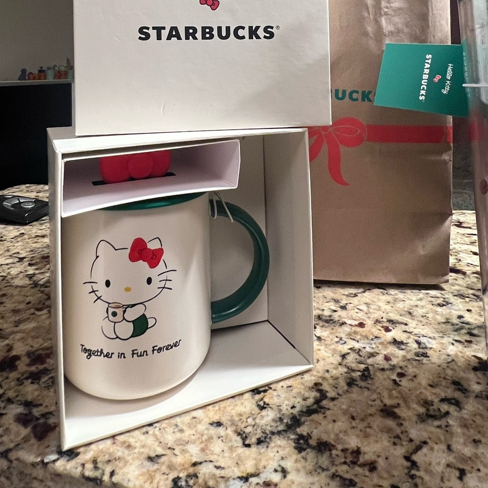 Starbucks Hello Kitty Ceramic Mug with lid